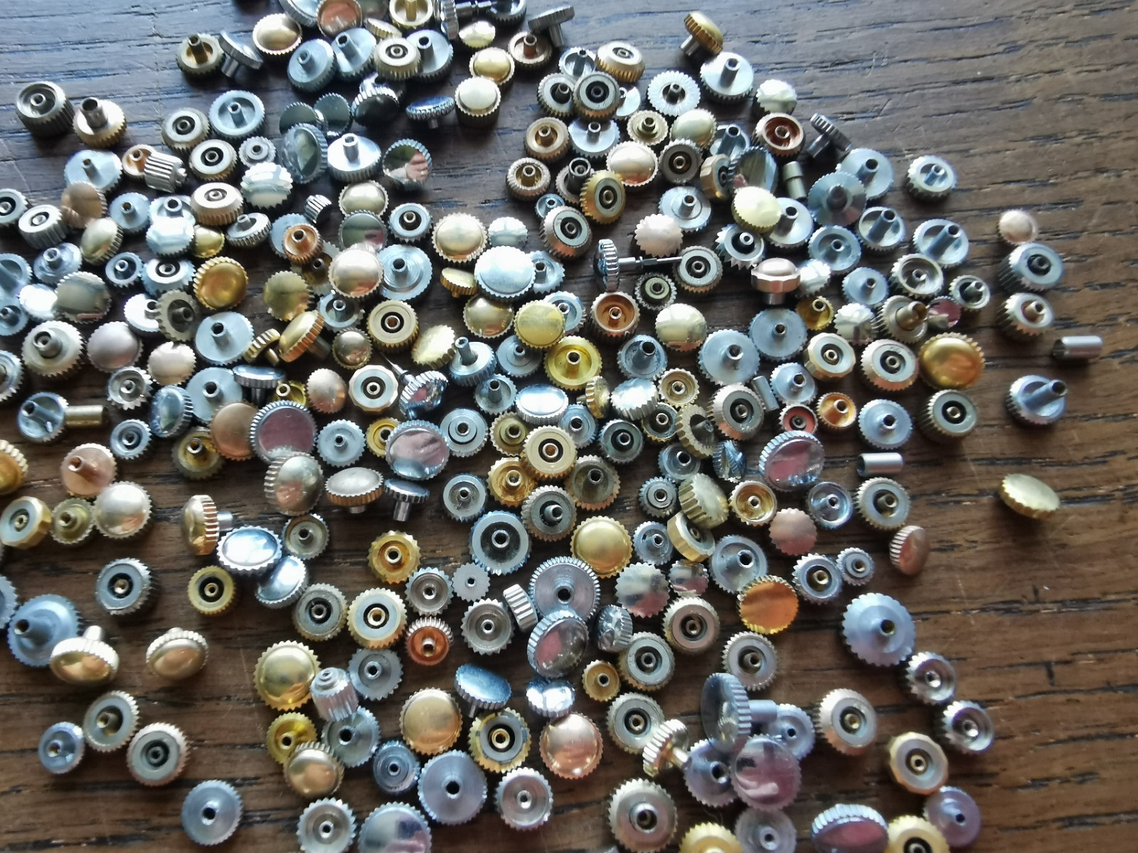 Watch Crowns, Chrome / Gilt, Used, Large Lot, Watchmaker Parts #R815