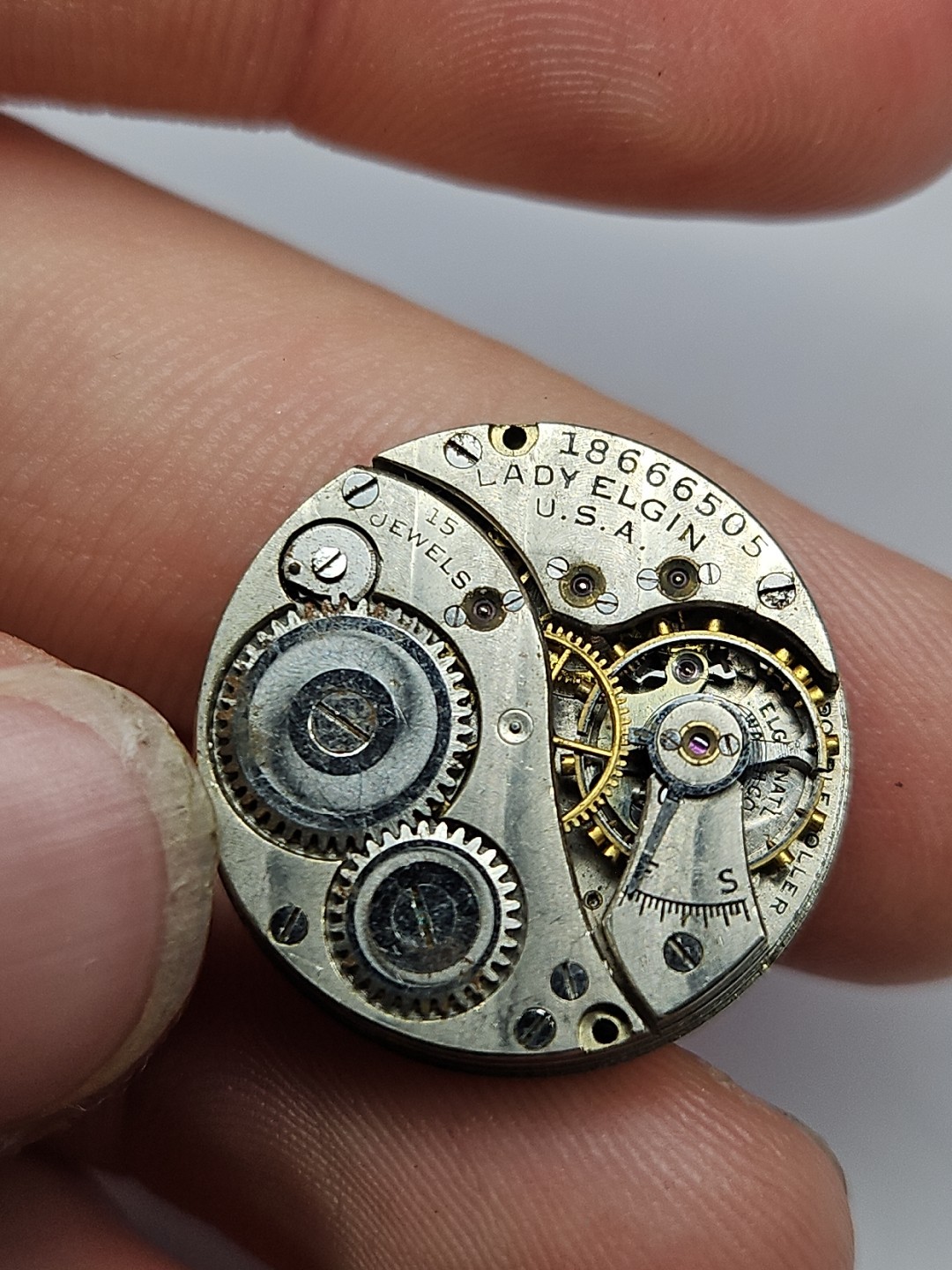 1916 Lady Elgin 404 10/0s 15j Wristwatch Movement – For Repair/Parts (L2)