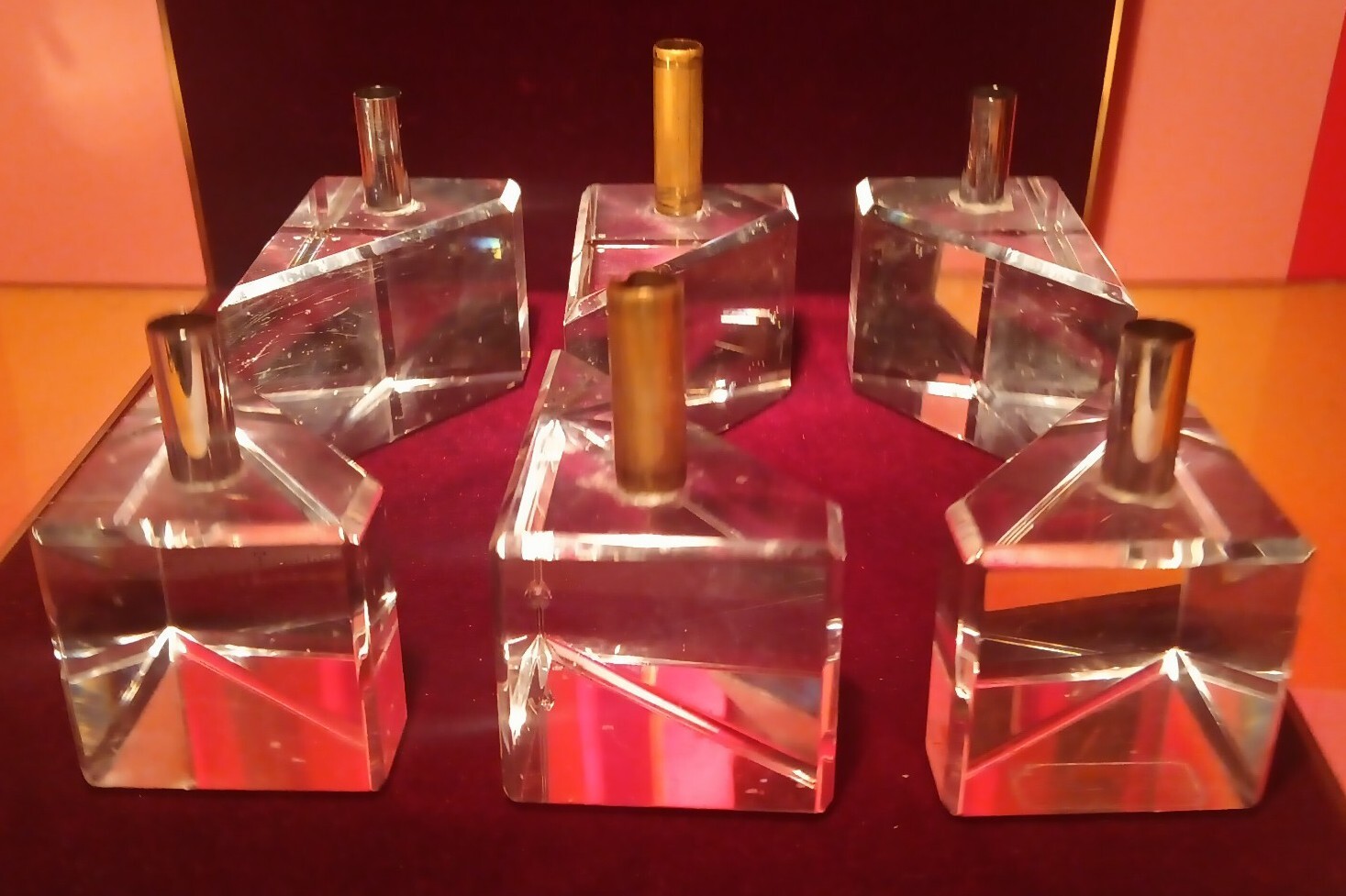 1 CRYSTAL CUT BRACKET WATCH+JEWELS+ GOLD DIAMOND HOLDER TRAYS STAND SHOWCASE VTG