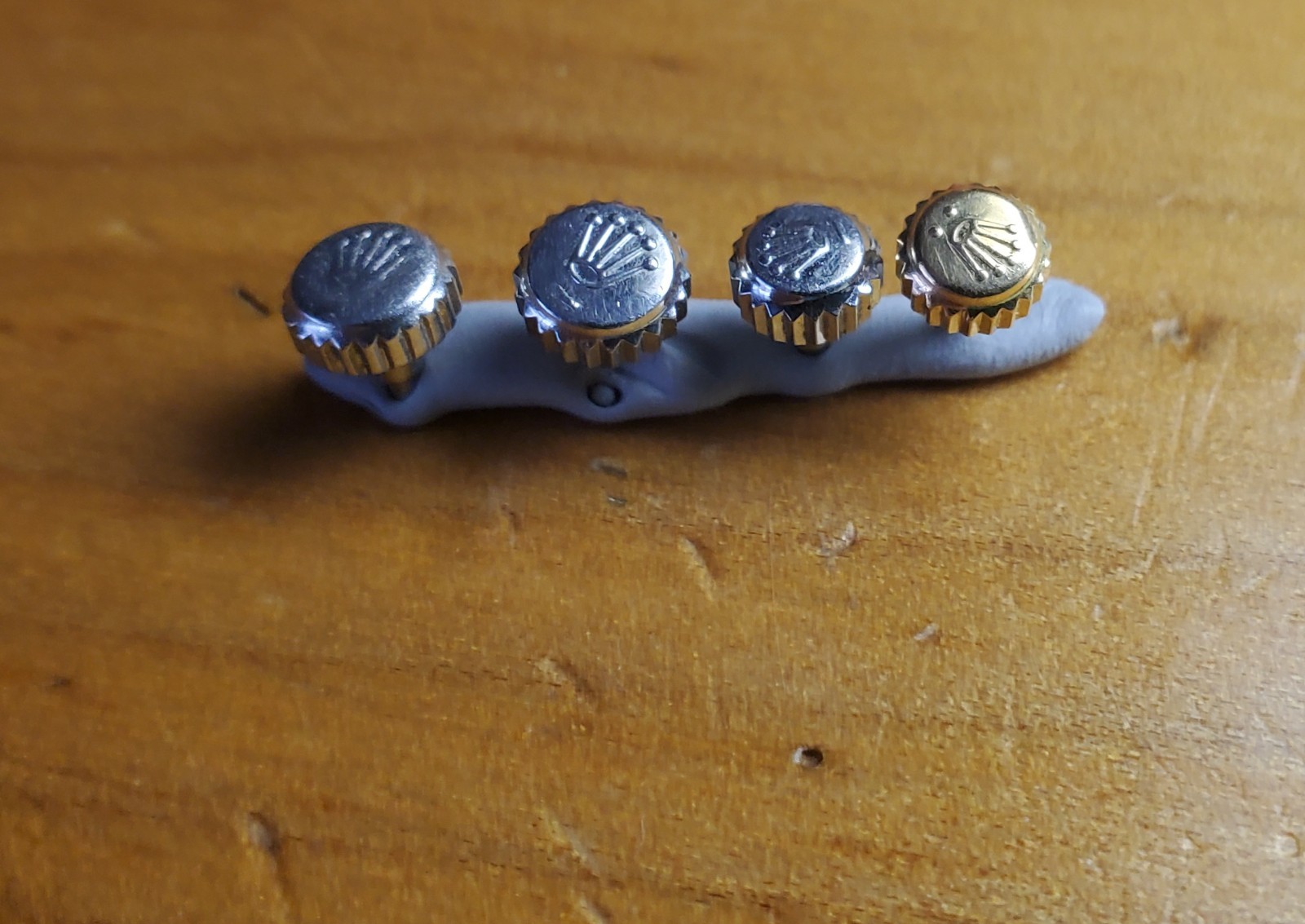 ROLEX Crown LOT Parts 604-0 603-0 531-8 531-8 (Two dots) Modern day Rolex watch