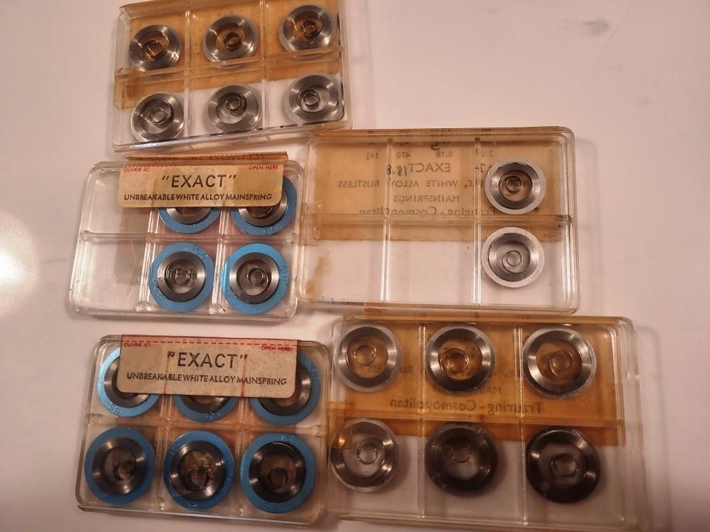 Large Lot of Illinois Pocket Watch White Alloy Mainsprings 12,16 &18 Size BunnSp