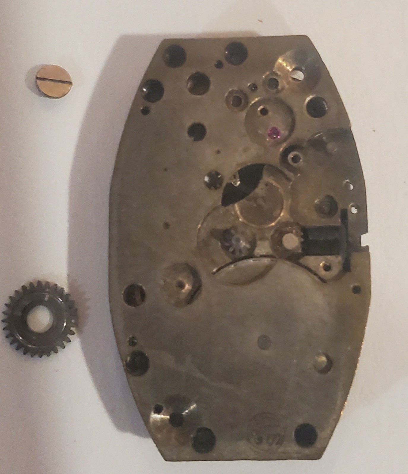 Seeland Mechanical Watch Movement 7 Jewels Unadjusted For Parts Or Repair