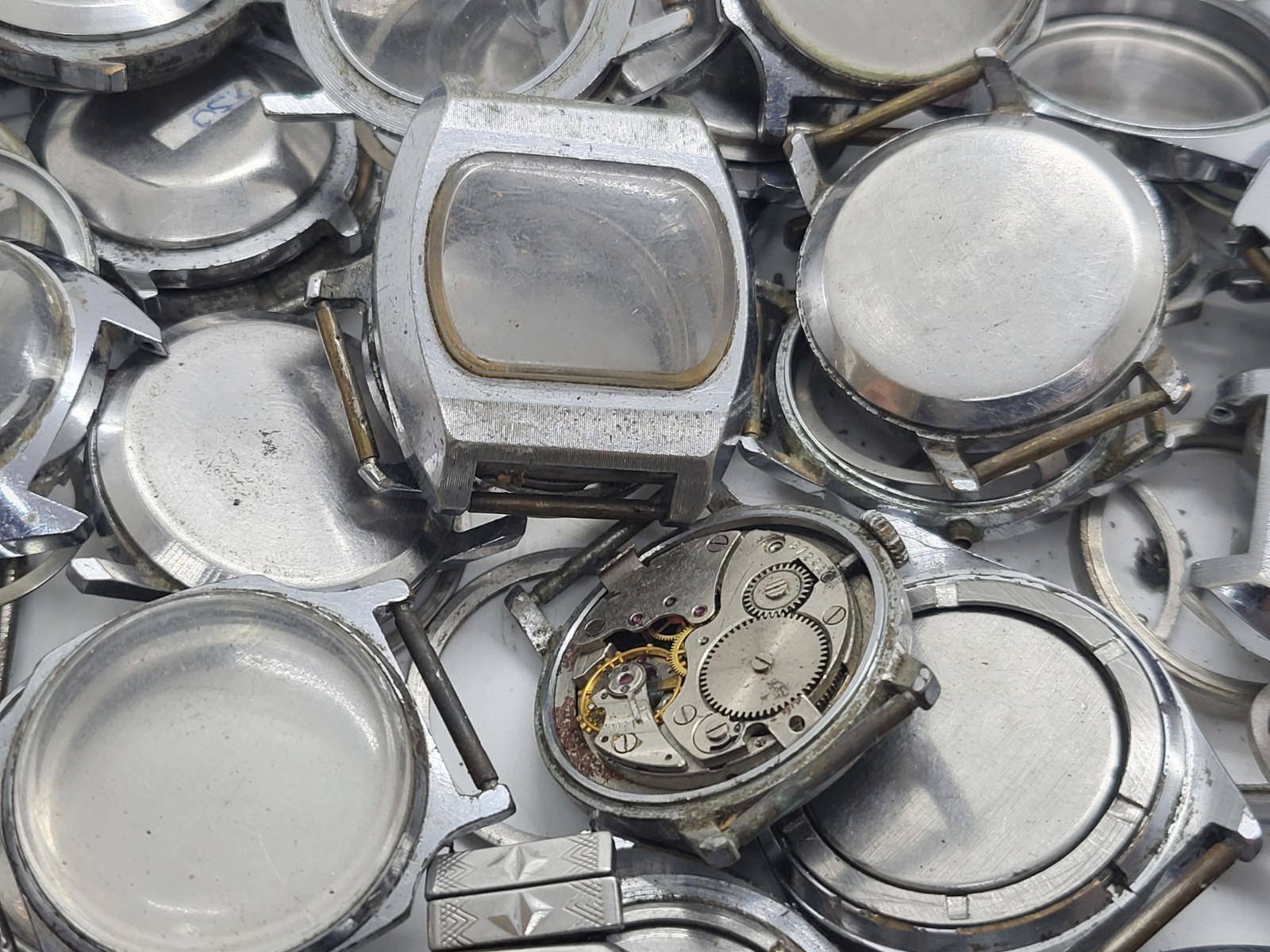 Vintage cases for Soviet Raketa Pobeda Zim watches, various, for spare parts and