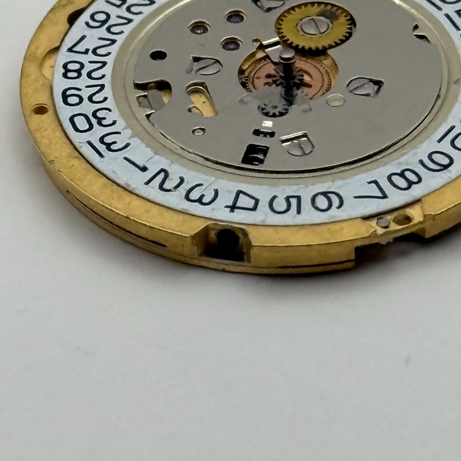 Ronda 1006 Watch Movement Quartz Swiss Date 8 Jewels Vintage Parts Repair 23.8mm