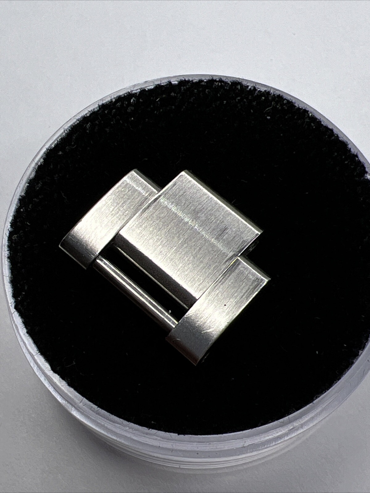 Authentic ROLEX 15.5mm Stainless Steel Oyster Link & Screw For 16570 & More