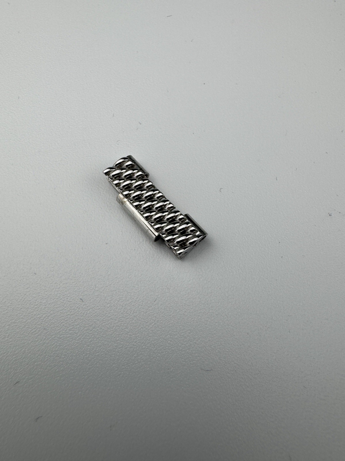 Genuine Breitling Superocean 20mm Milanese Link