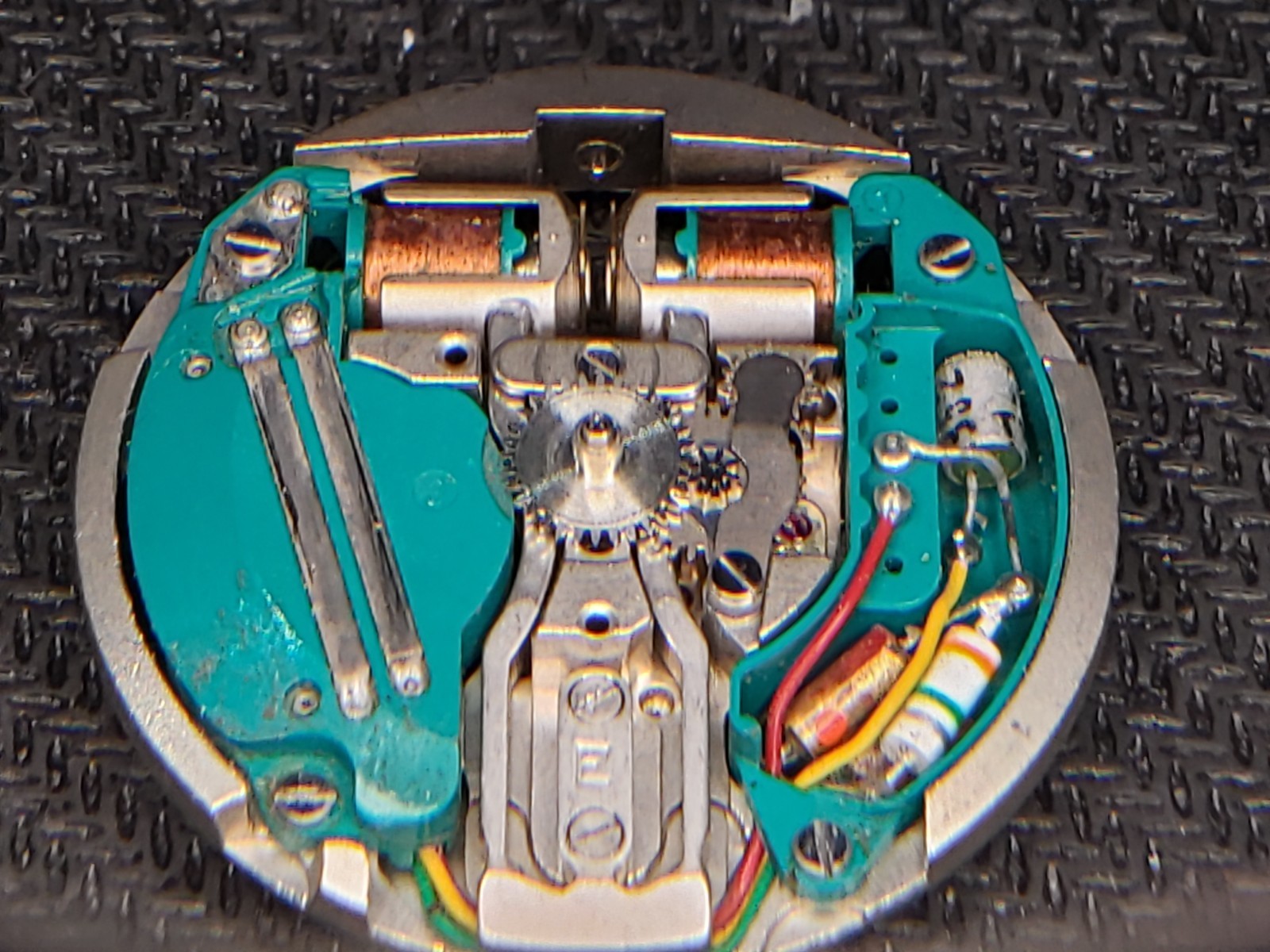 Vintage 28.5mm Accutron 214 Tuning Fork Men’s watch Movement