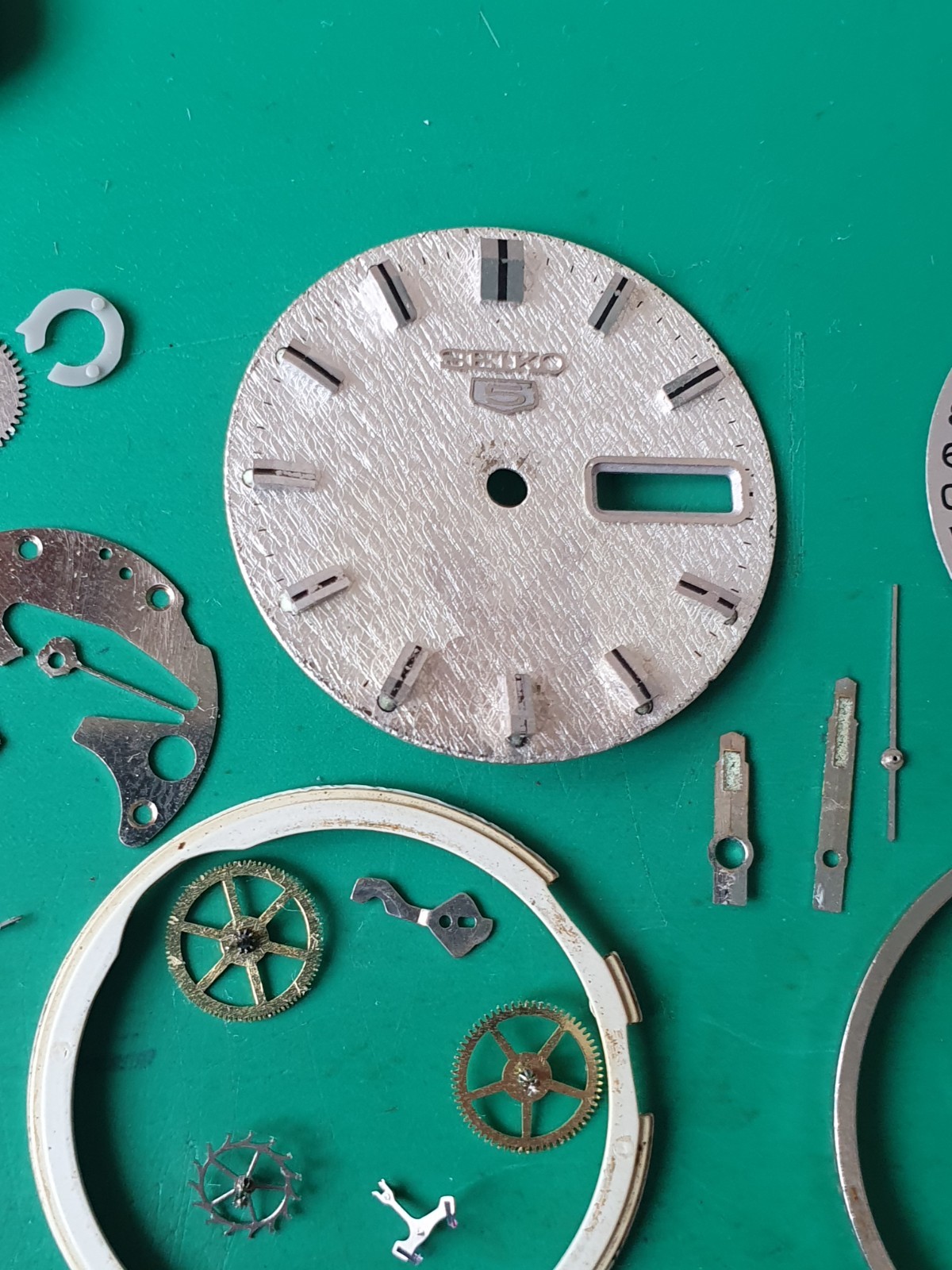 SEIKO 6119 C ORIGINAL PARTS (Single Sales Possibility)