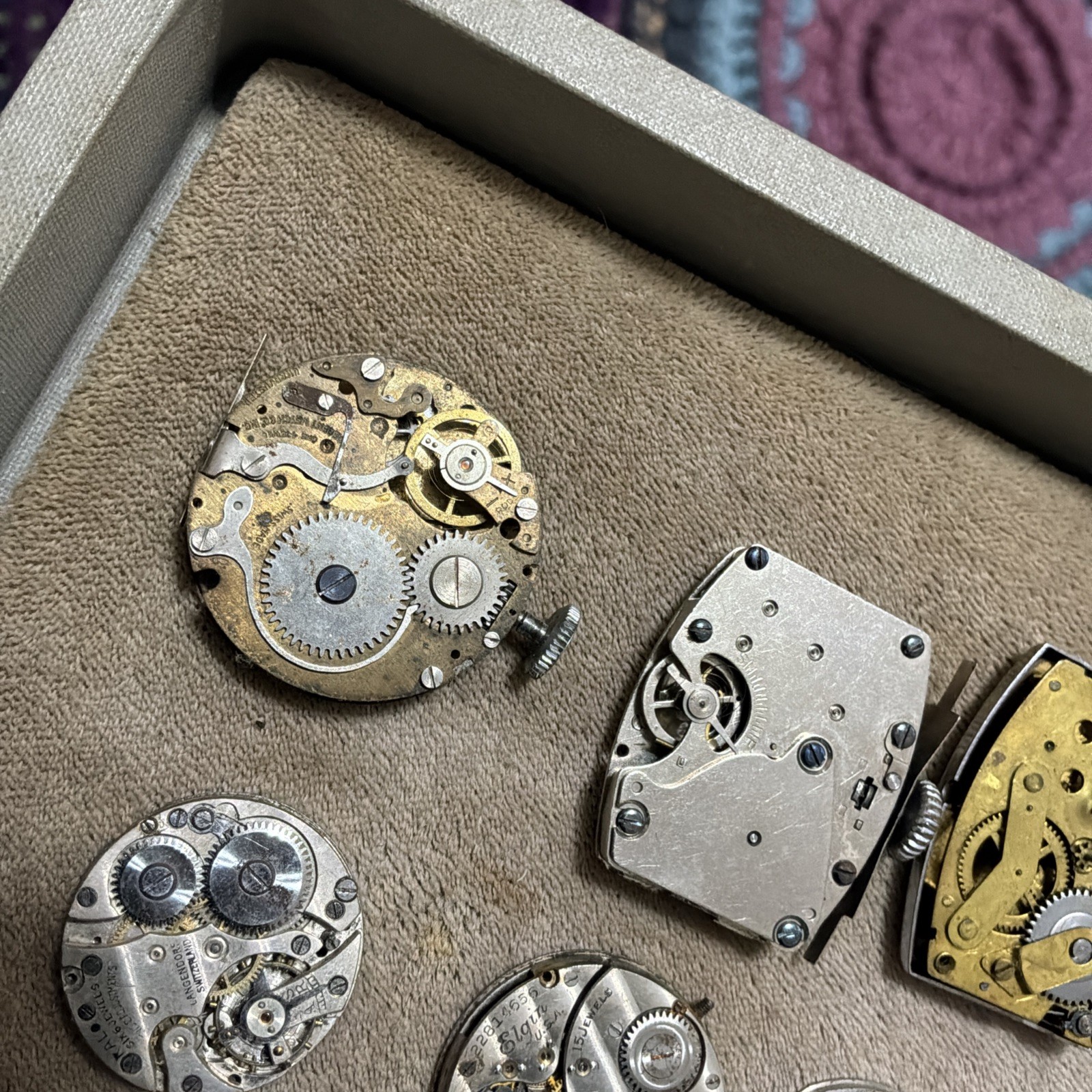 Lot of 15 VTG Wrist & Pocket Watch Movements For Parts or Repair
