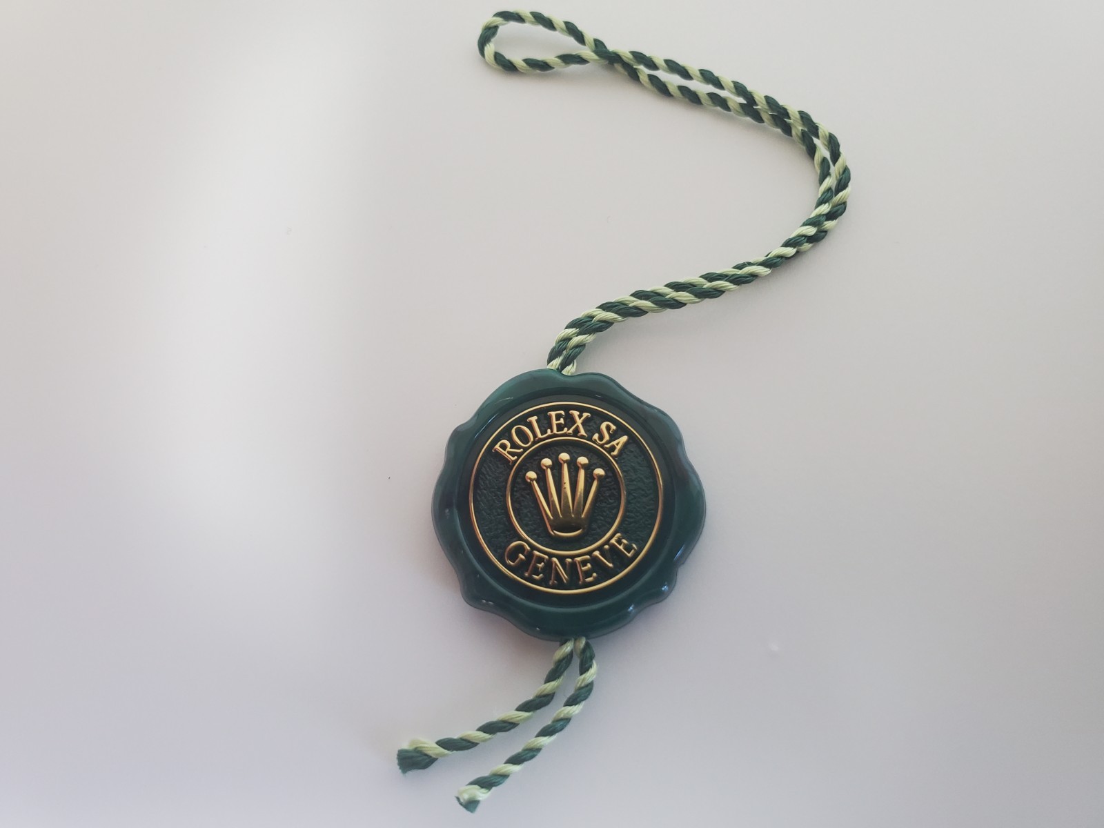 AUTHENTIC ROLEX MULTI CROWN HOLOGRAM HANG TAG GREEN 2015 – 2025
