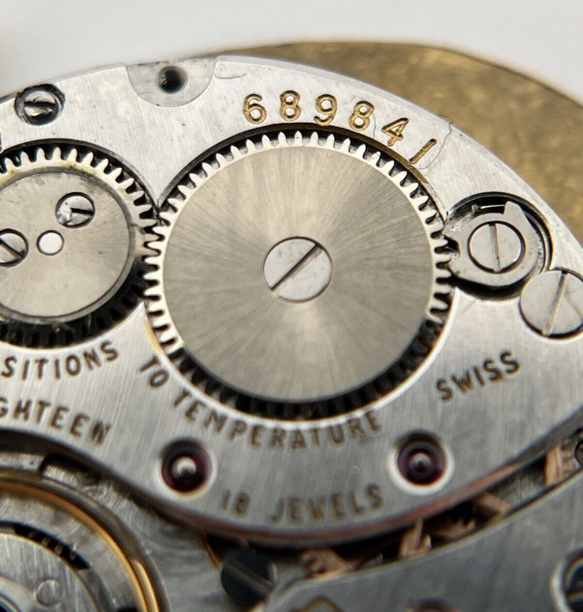 Piaget 9P #689841 18J Manual Movement w/ Gold Dial, Hands, & Sapphire Crown