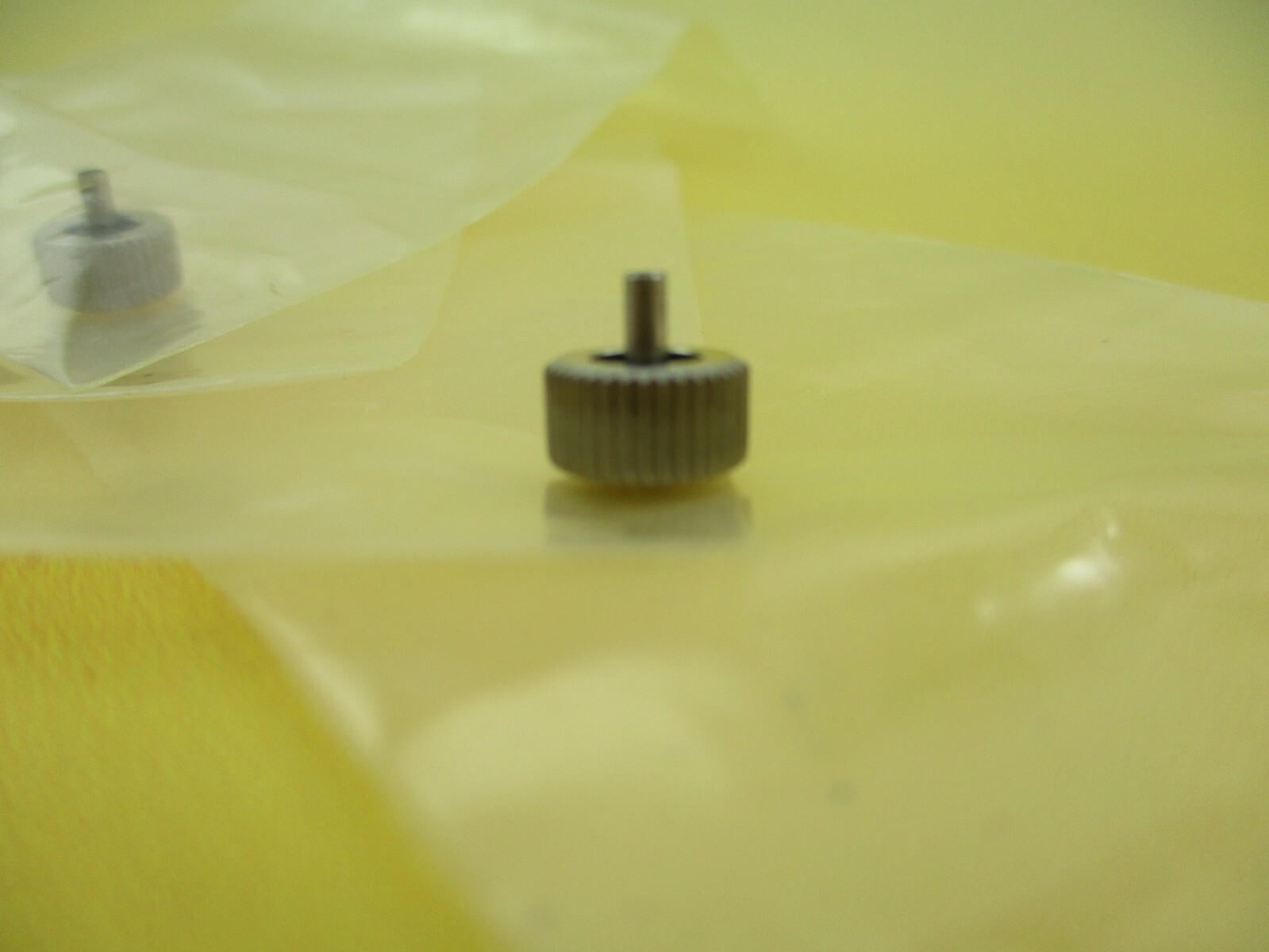 100% authentic Fortis pull out/push in crown for model 645/650-103, 7.5mm