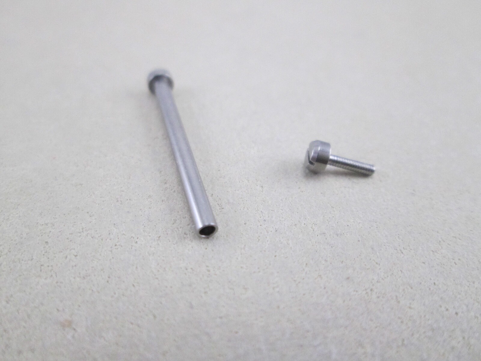 G-Shock MTG900D MTG901 MTG910D MTG911D MTG920D MTG930D watch band post & screw
