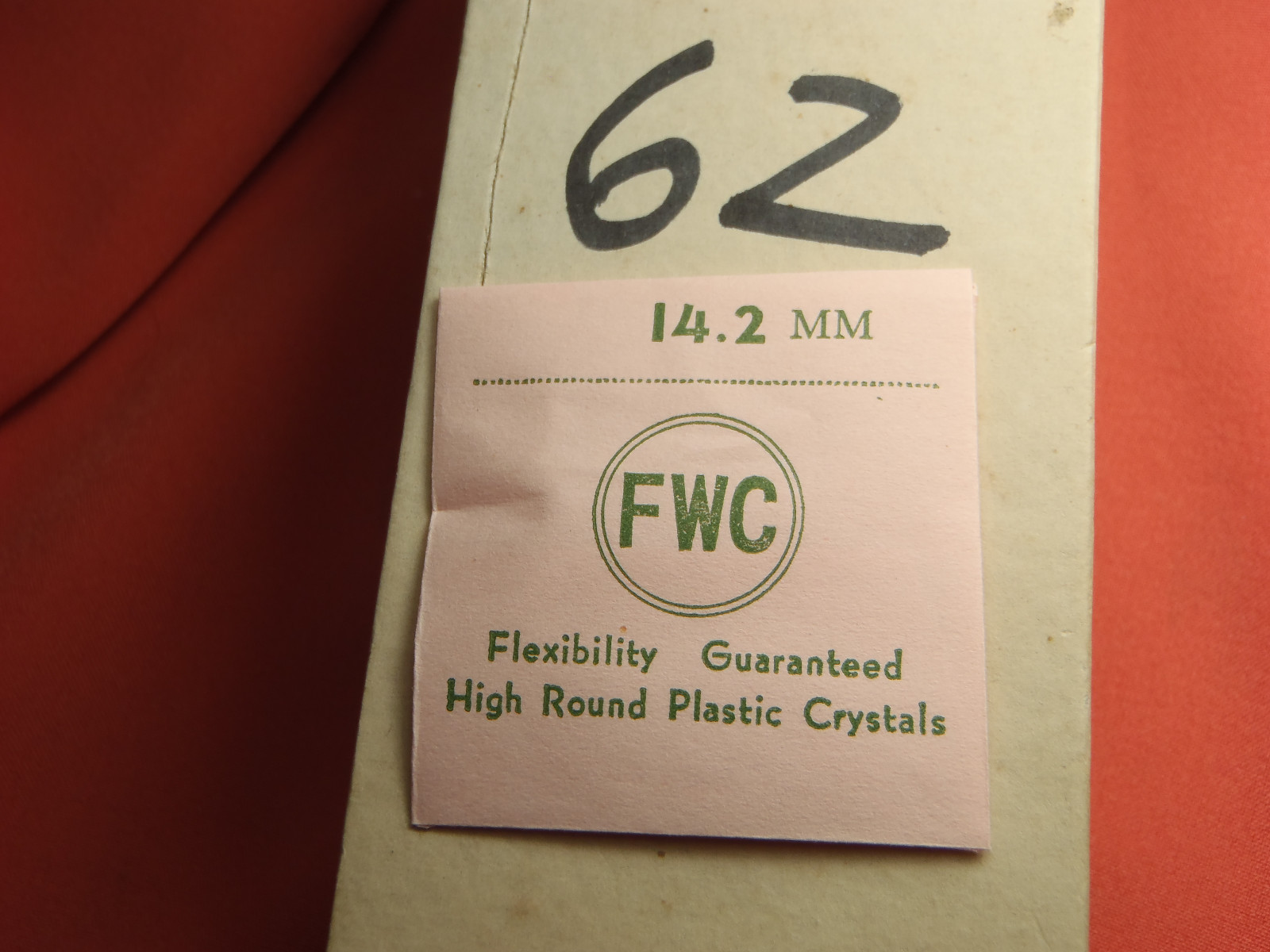 FWC Diamond Round inside Facet High Round Plastic Watch Crystal 14.2 MM Lot 62
