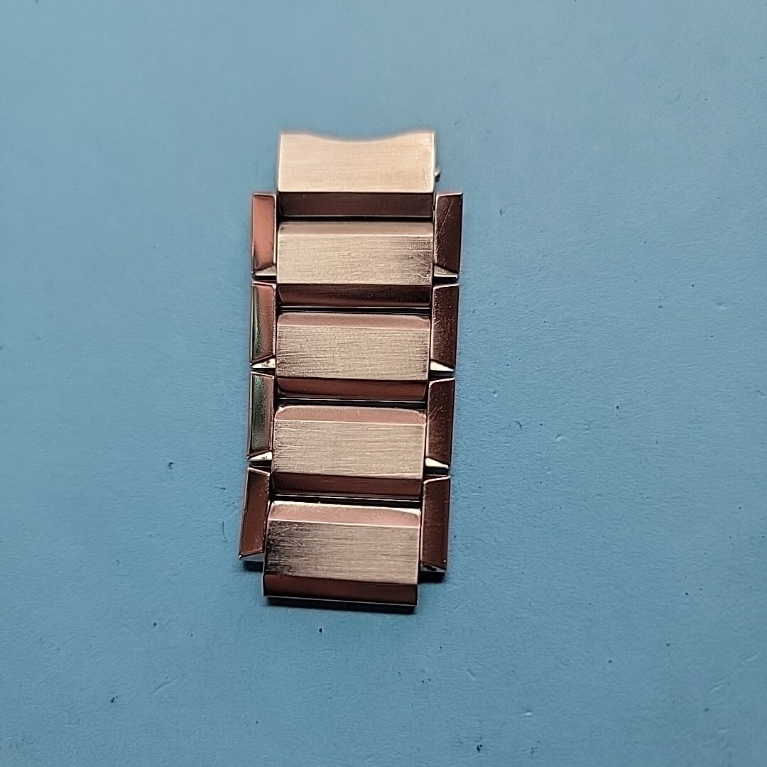 Partial Band Links For Men’s Movado Case # 84.G1.1896 and 84.G1.2896,