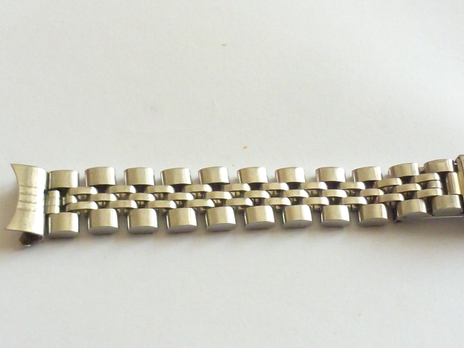 Vintage 1970’s Rolex Ladies 6916 Stainless Steel JB Champion good length 13mm .