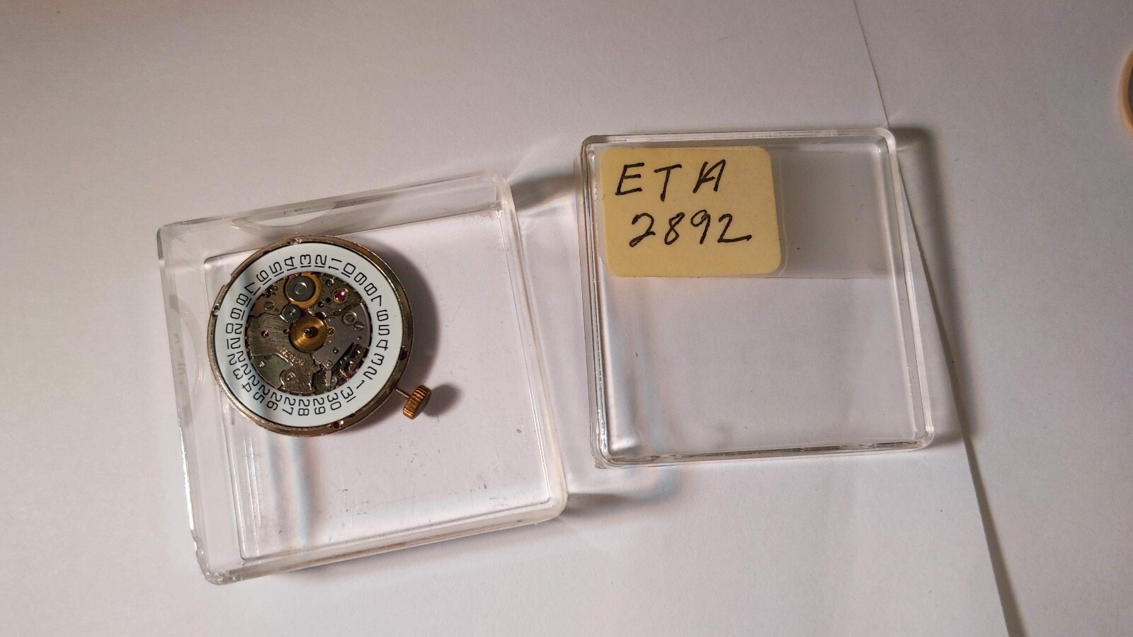 Genuine ETA 2892 movement white, Mondaine. runs. 21 Jewels XH, AS IS. for the