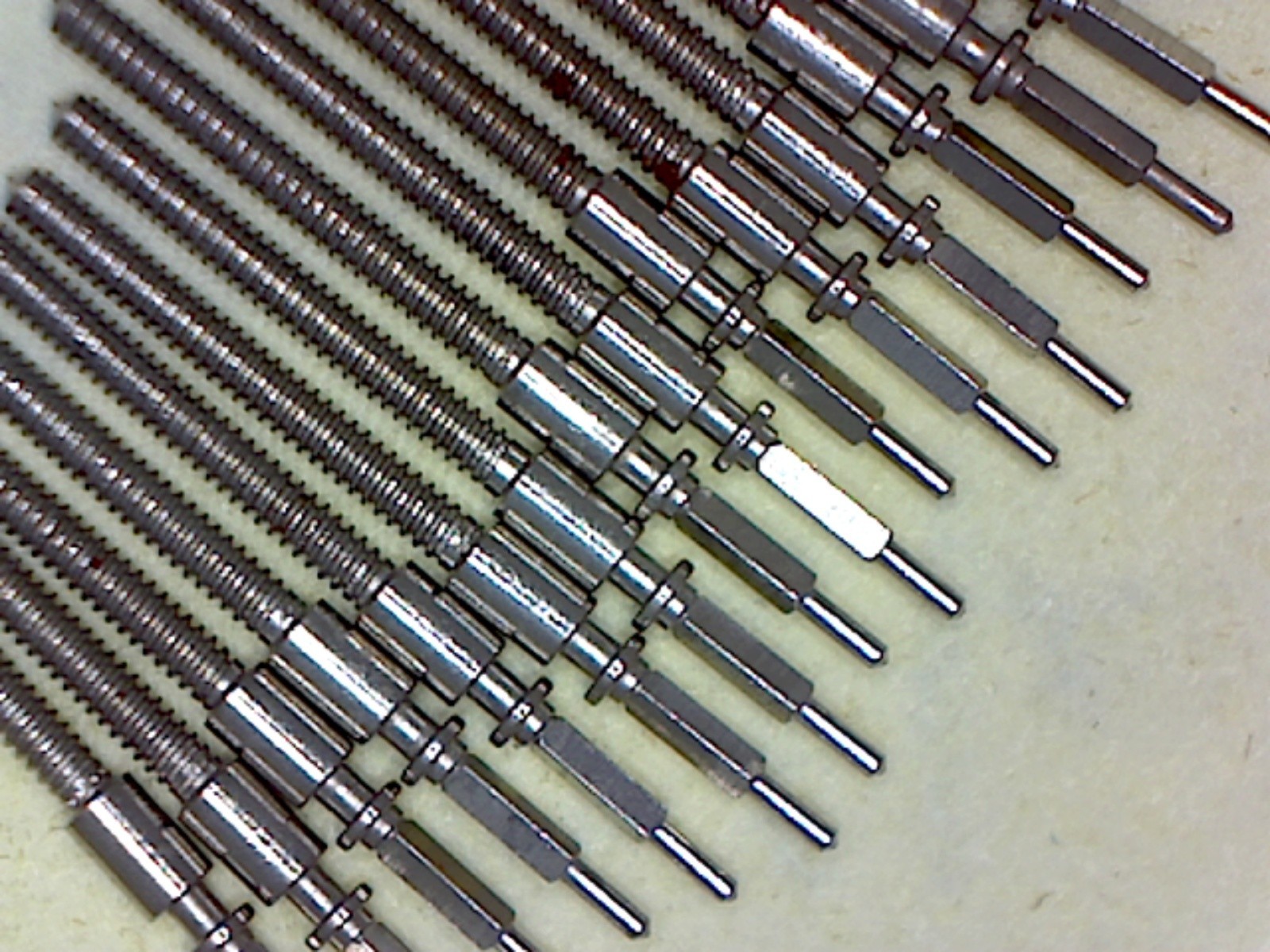 ELGIN 8/o s #519,524,532,554,555, 556,641,642,647,680 STEMS 12 pcs