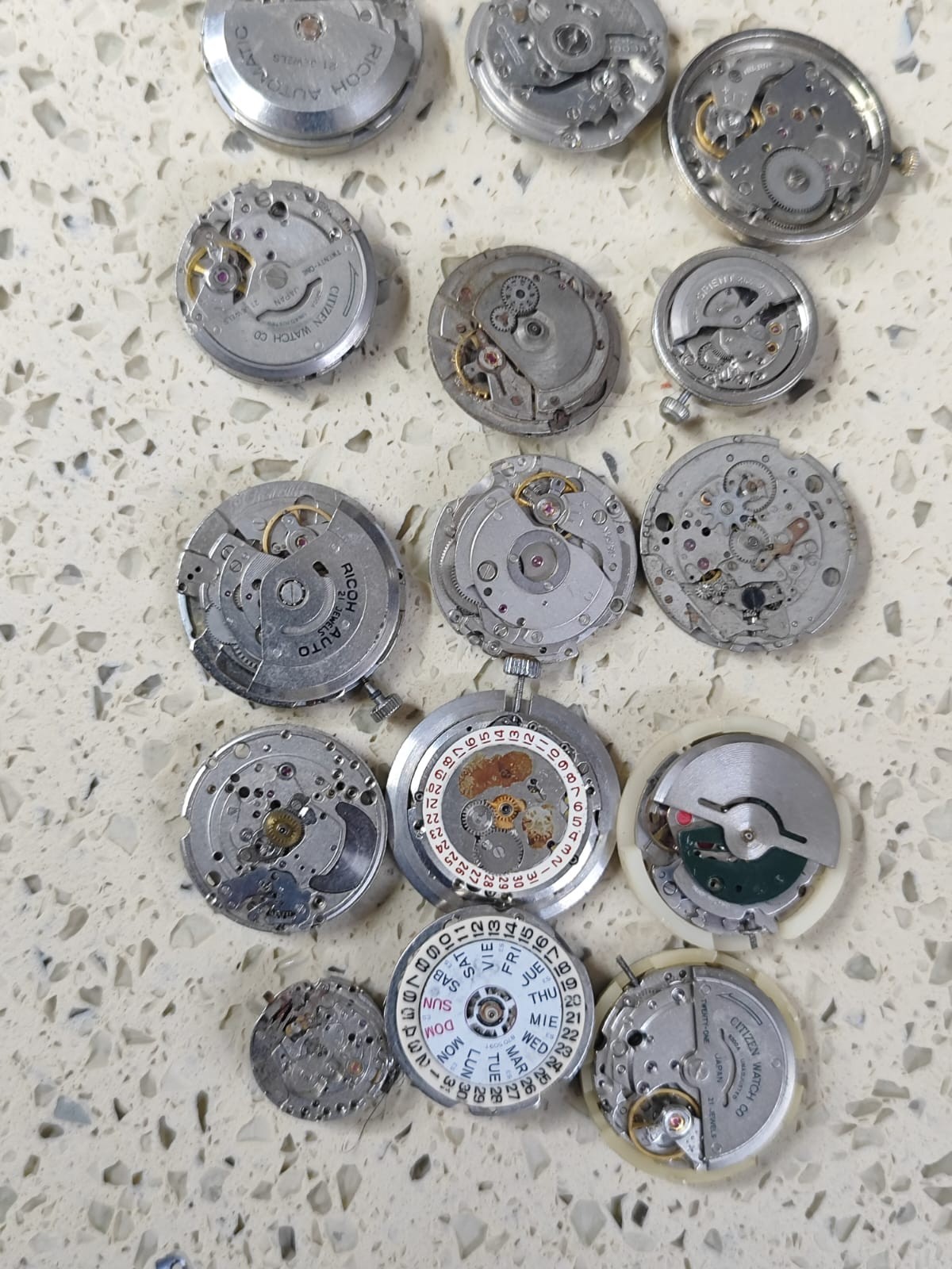 Swiss &Japan Vintage Automatic Wristwatch Movements iot 15 movements For parts