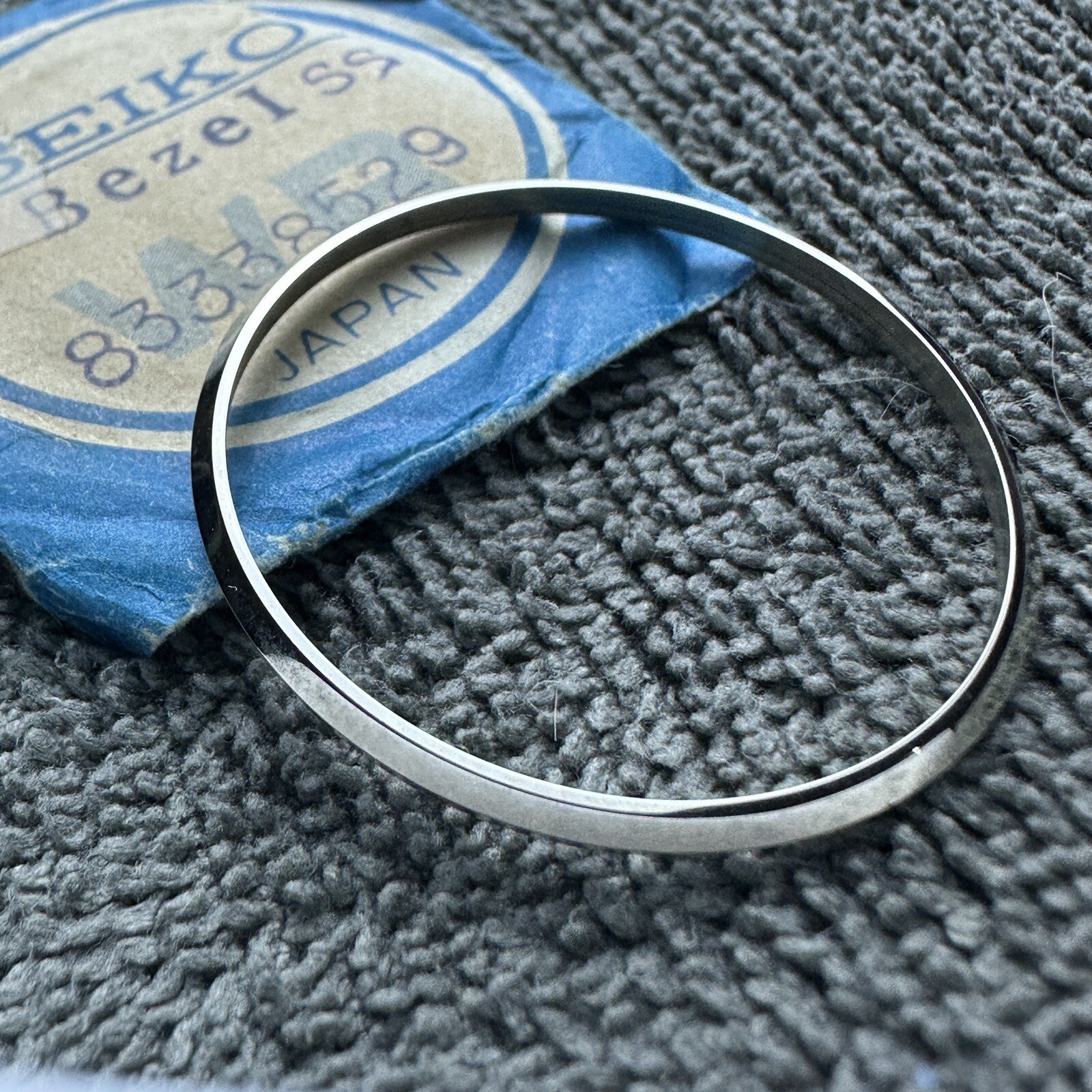 NEW OLD STOCK GENUINE BEZEL FOR VINTAGE SEIKO DX 6106-7650