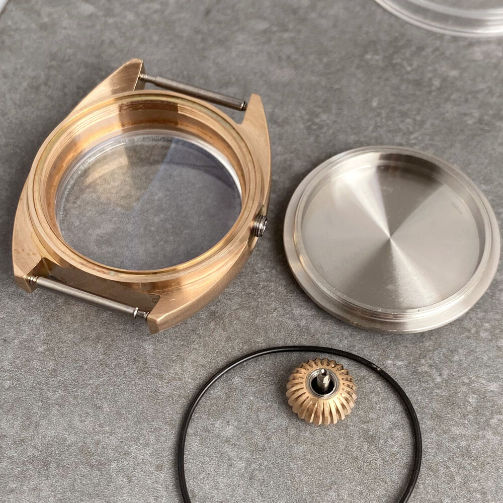 CUSN8 Solid Bronze 36mm Dive Automatic Watch Case 200M Waterproof AR Domed Glass
