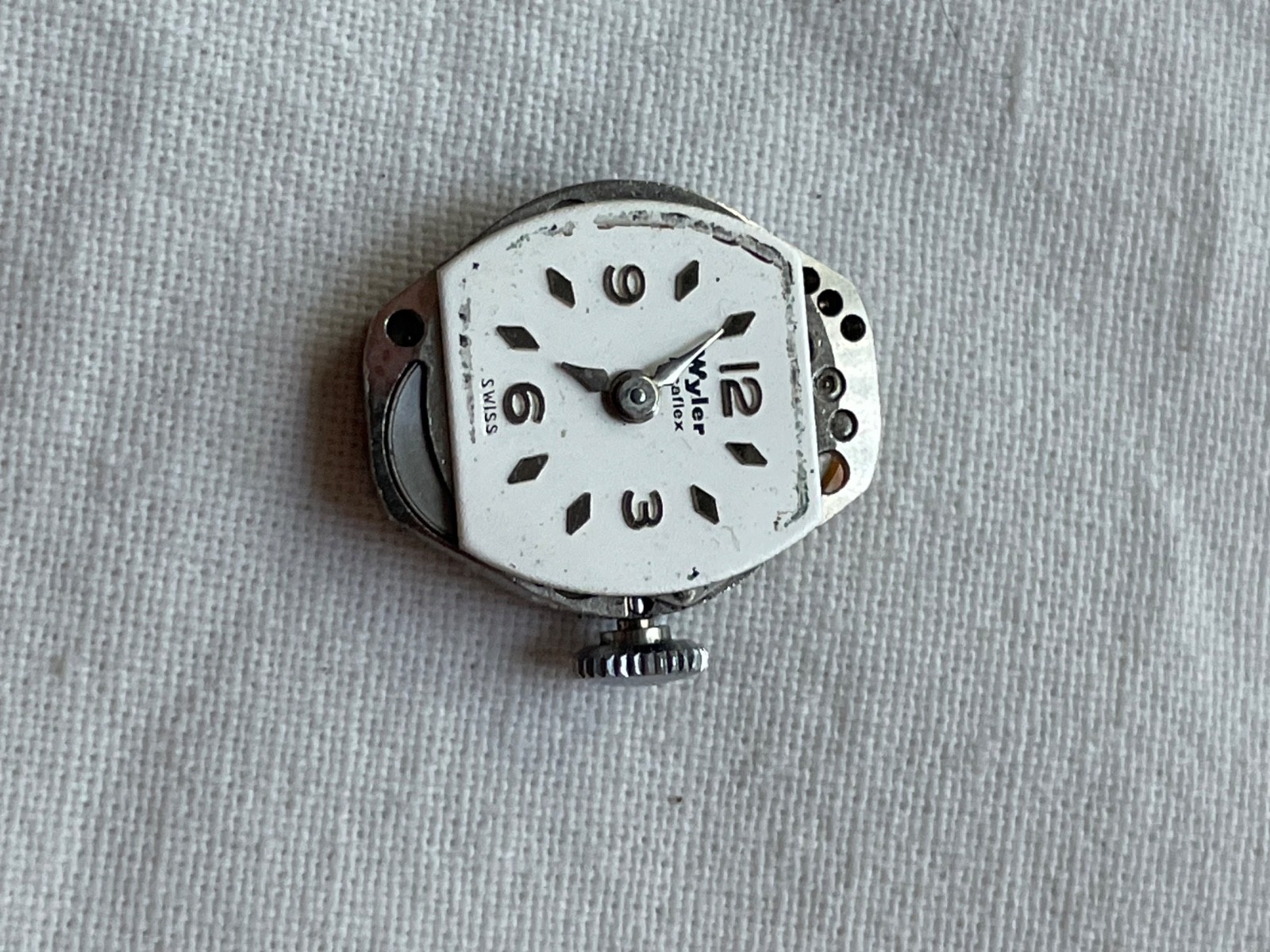 Wyler WC31 – movement for ladies watch RUNS, lot2507