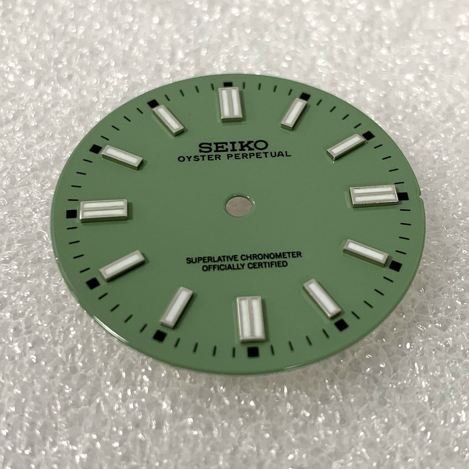 28.5mm Sun pattern Watch Dial Green Luminous For NH35 Movement Watch accessories