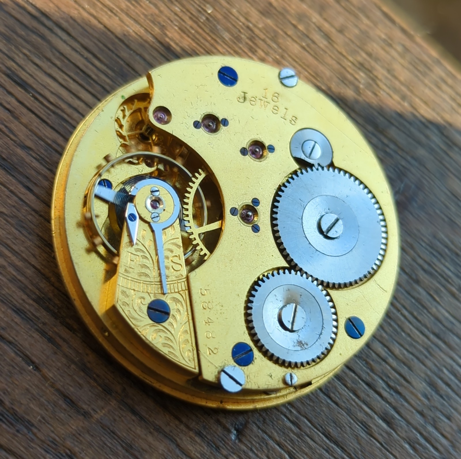 H. Williamson English Pocket Watch Movement 16 Jewels Ticking but Stops (G81)