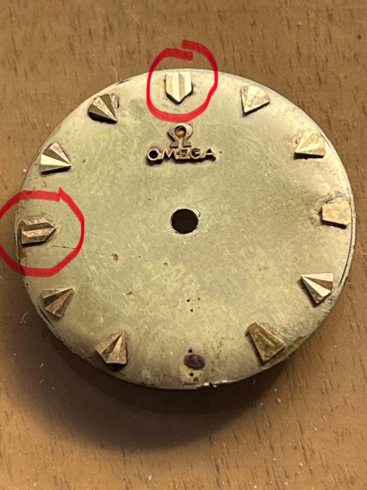 OMEGA PIEPAN DIAL ARROWHEAD 3,6,9,12 STYLE MARKERS, CAL 501, SOLD PER PIECE