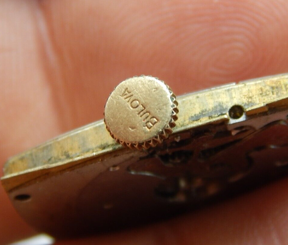 Vintage Bulova 1948 7AK 21 jewel wrist watch movement with stem & crown