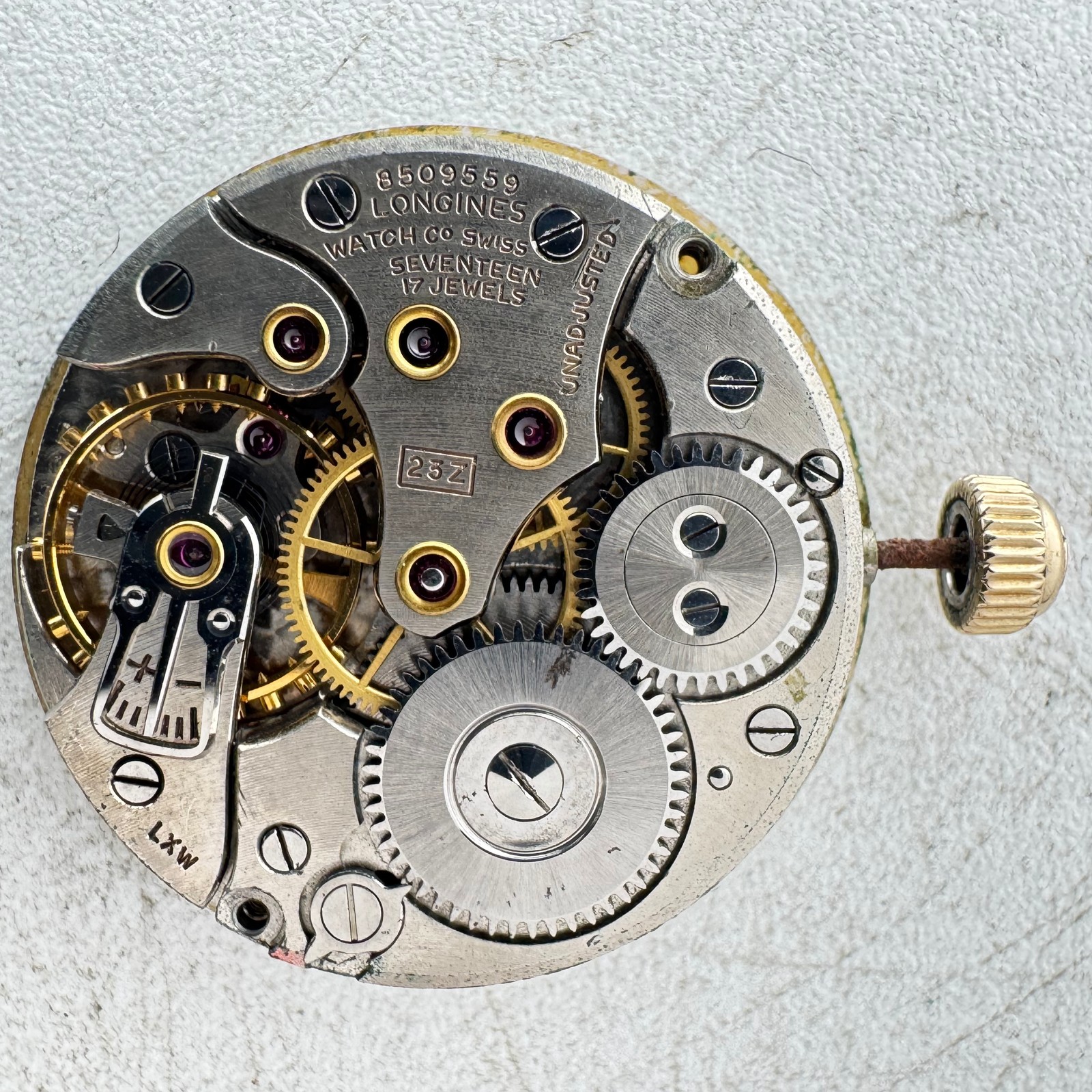 Vintage 25mm 1951 Longines Roman-Dot Markers 17J Wristwatch Movement 23Z Swiss