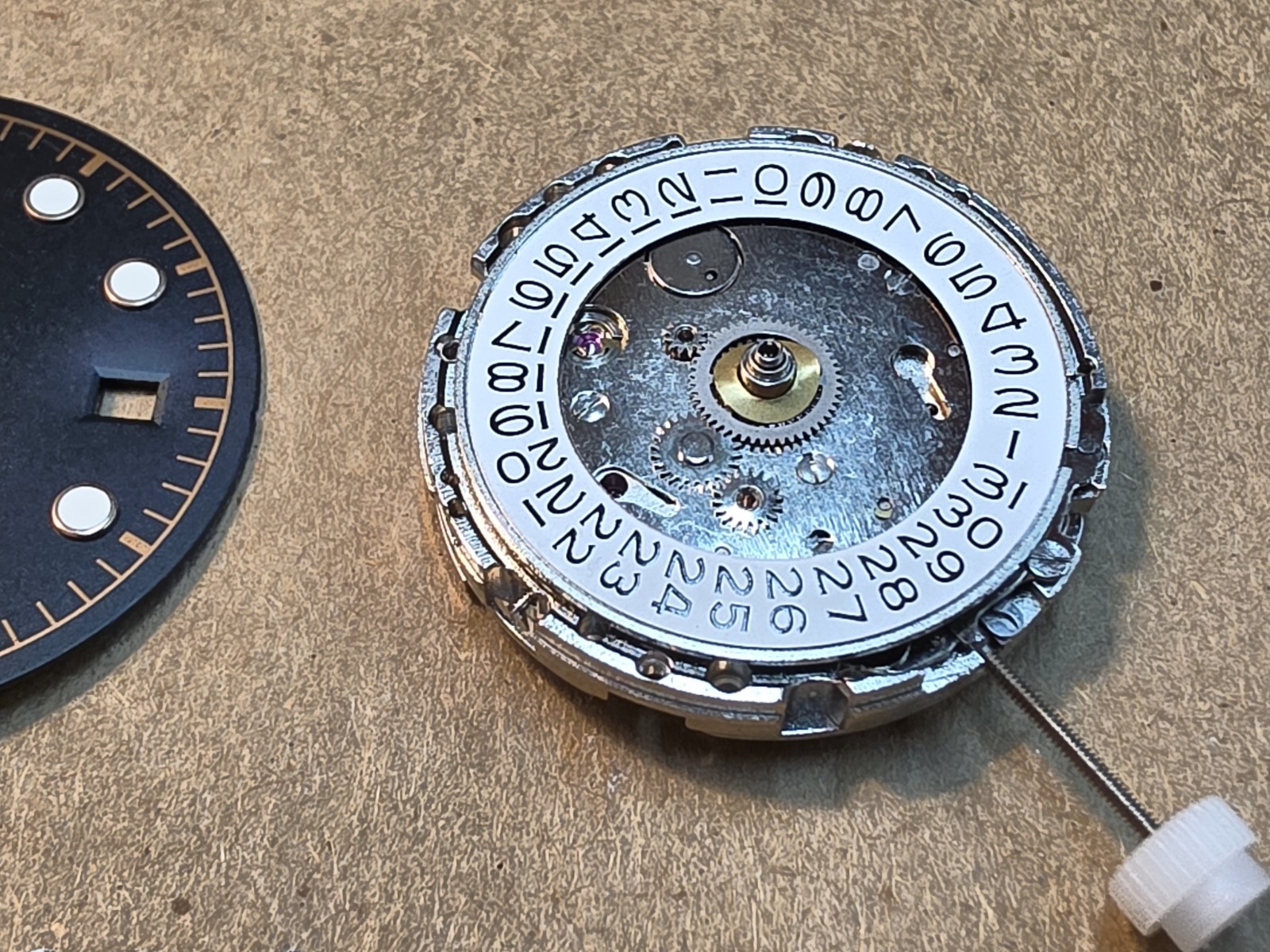 NOS Date GMT Automatic Watch Movement With 30.5mm Dial & 4 Hands