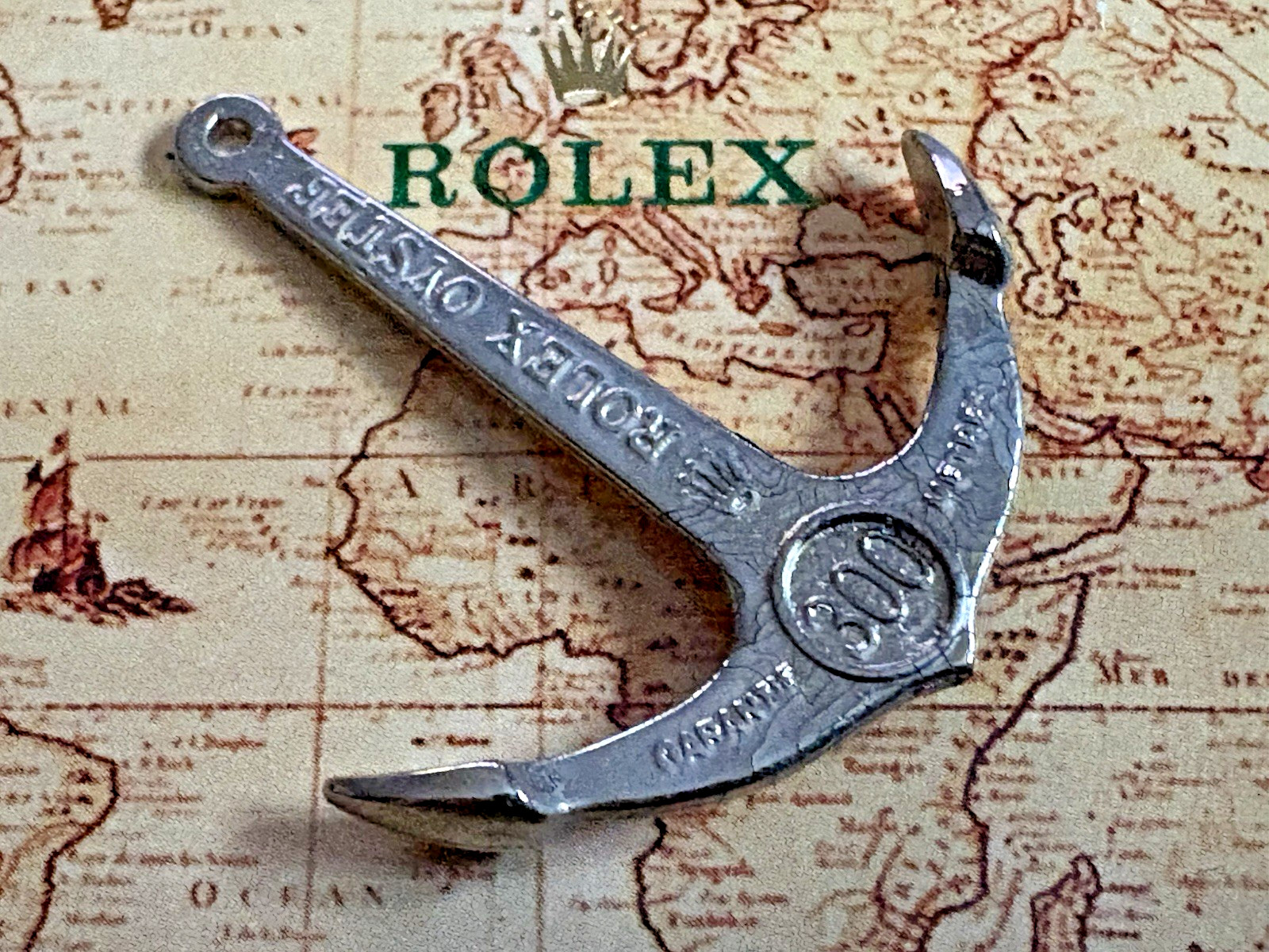 ROLEX SUBMARINER 16610 14060 Anchor 300 Metres 1000 Feet DAMAGED – NO CHAIN OEM