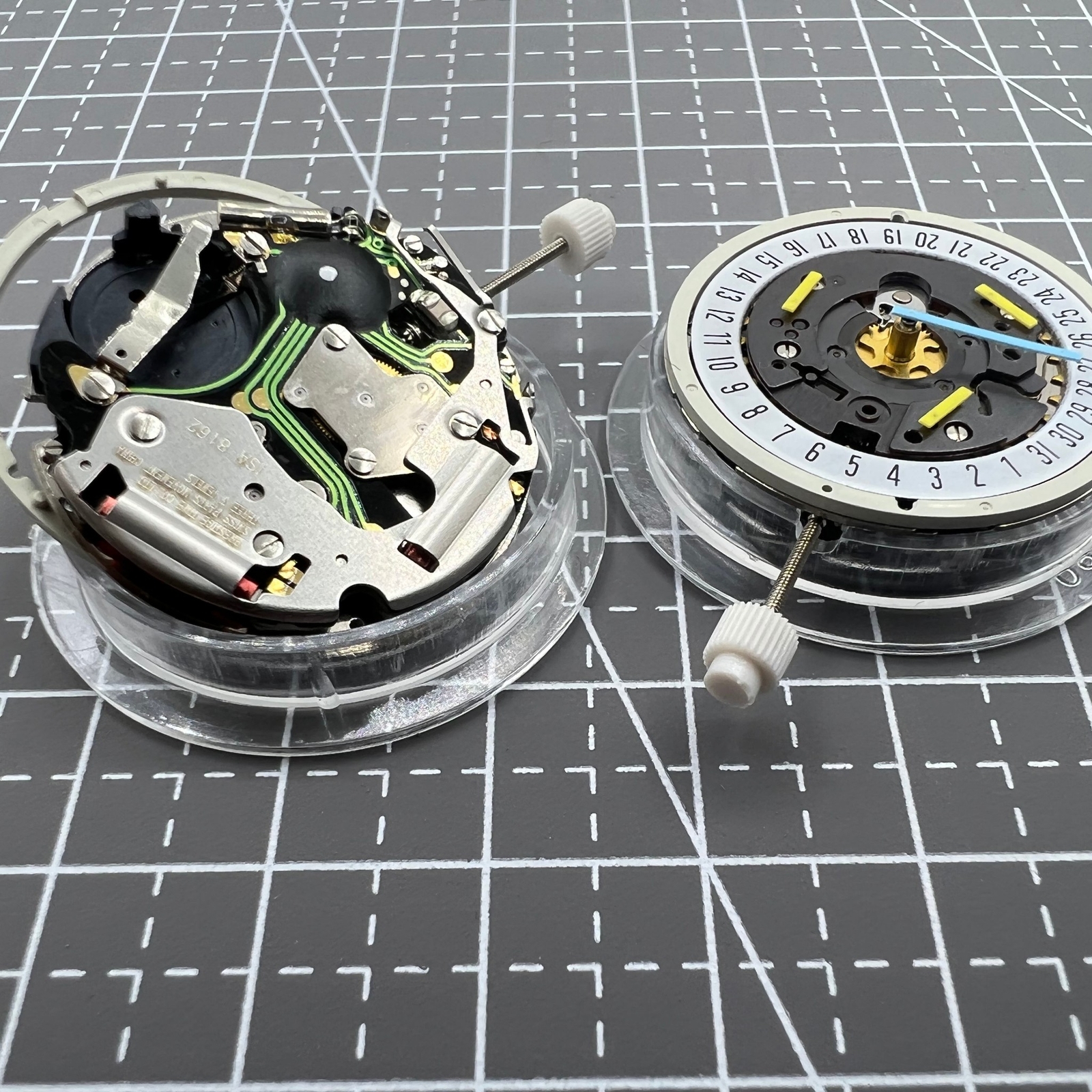 Genuine Swiss ISA 8162 Movement Date At 6 Quartz Movement ISA 8172 Replacement