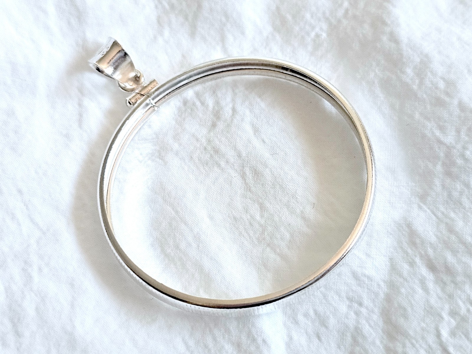 925 Sterling Silver Screw Top Simple Bezel for 39mm Coins Mexican Cien Pesos